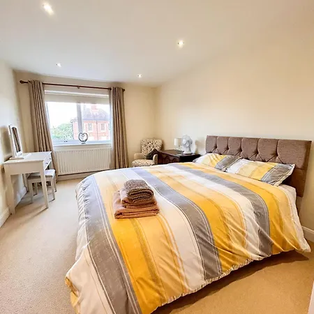 6 Serviced Apartments At St Josephs Court, Cleethorpes By Visit Cleethorpes Exterior photo