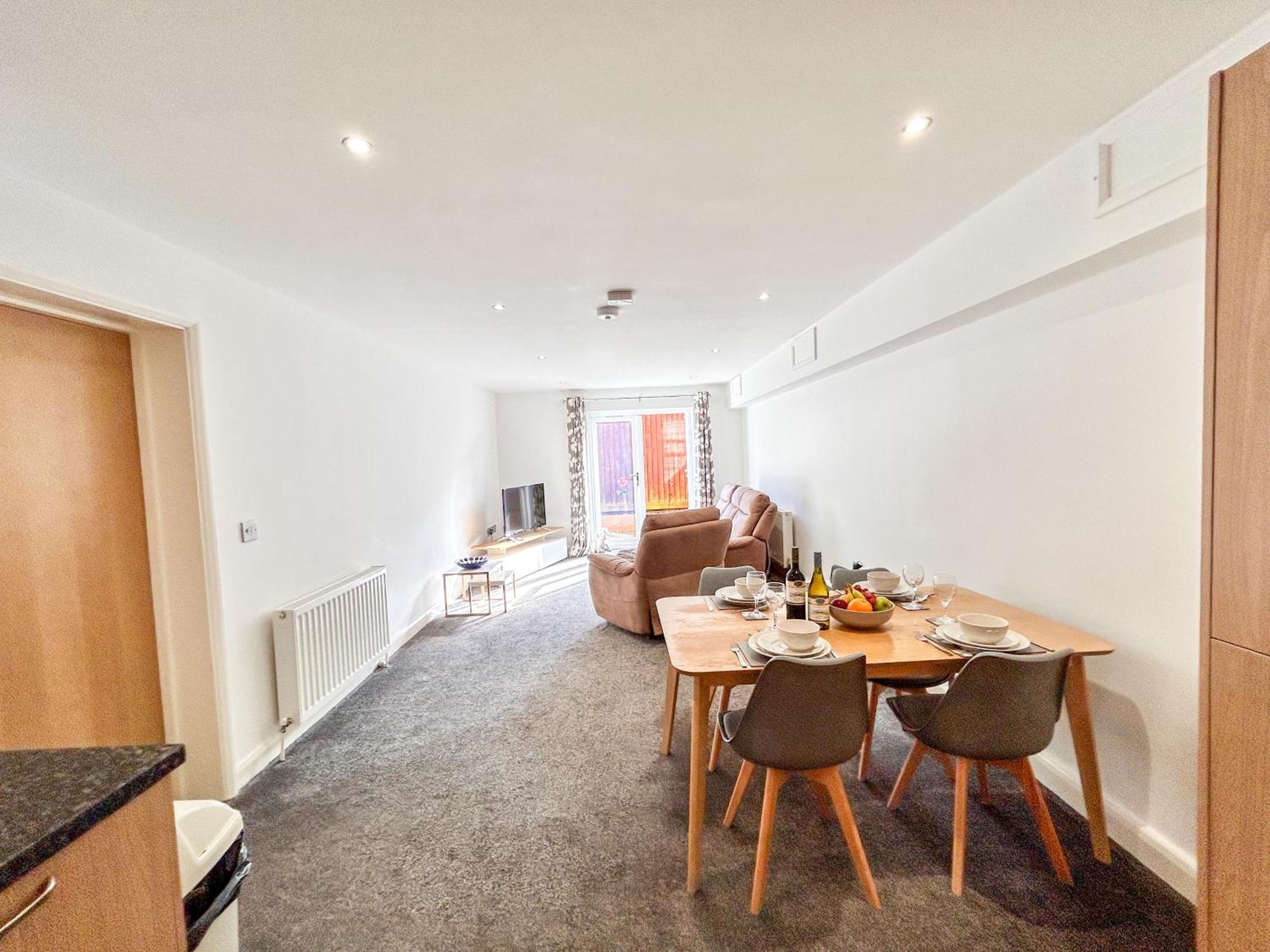 Apartamento 6 Serviced At St Josephs Court, By Visit *