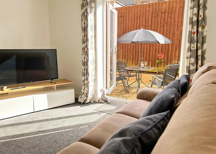 6 Serviced Apartments At St Josephs Court, Cleethorpes By Visit Cleethorpes