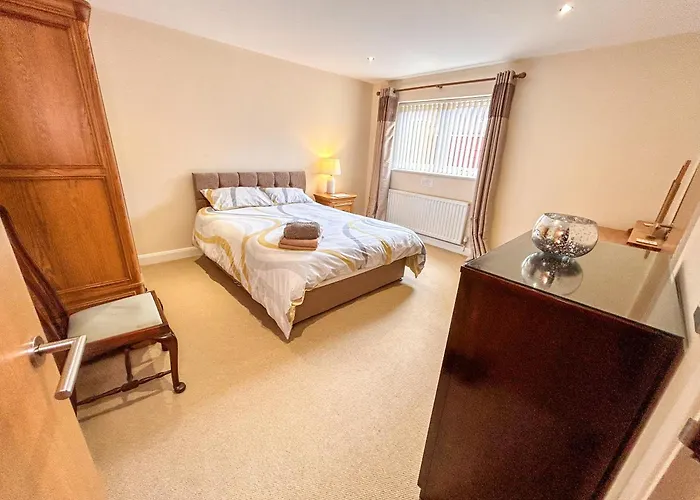 6 Serviced Apartments At St Josephs Court, Cleethorpes By Visit Cleethorpes