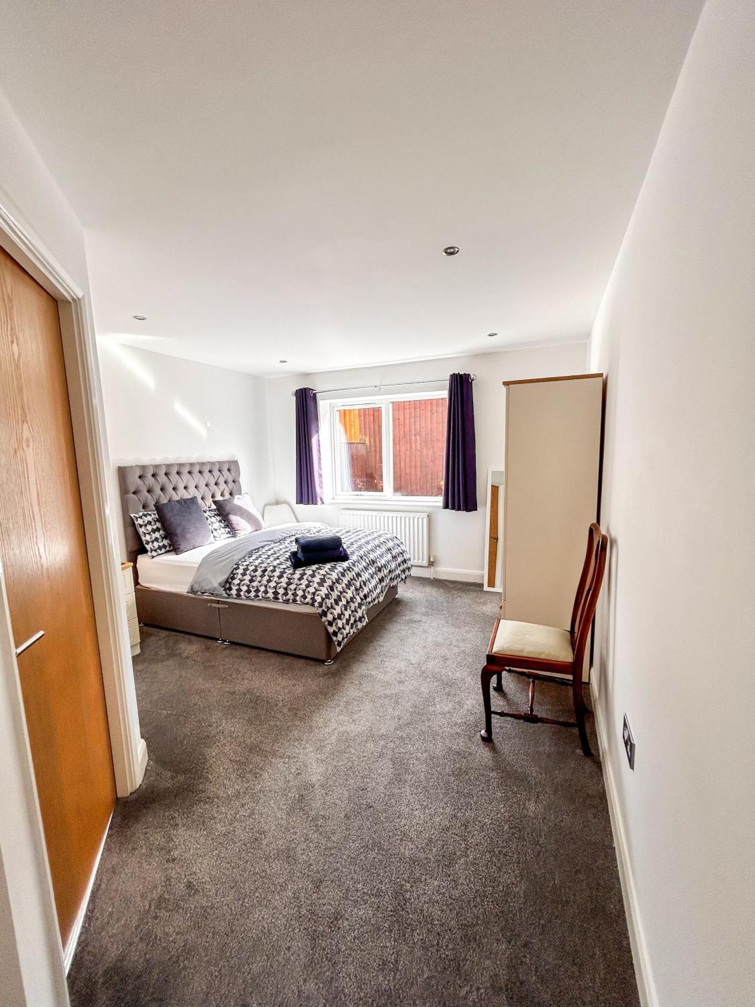 6 Serviced At St Josephs Court, By Visit Apartment