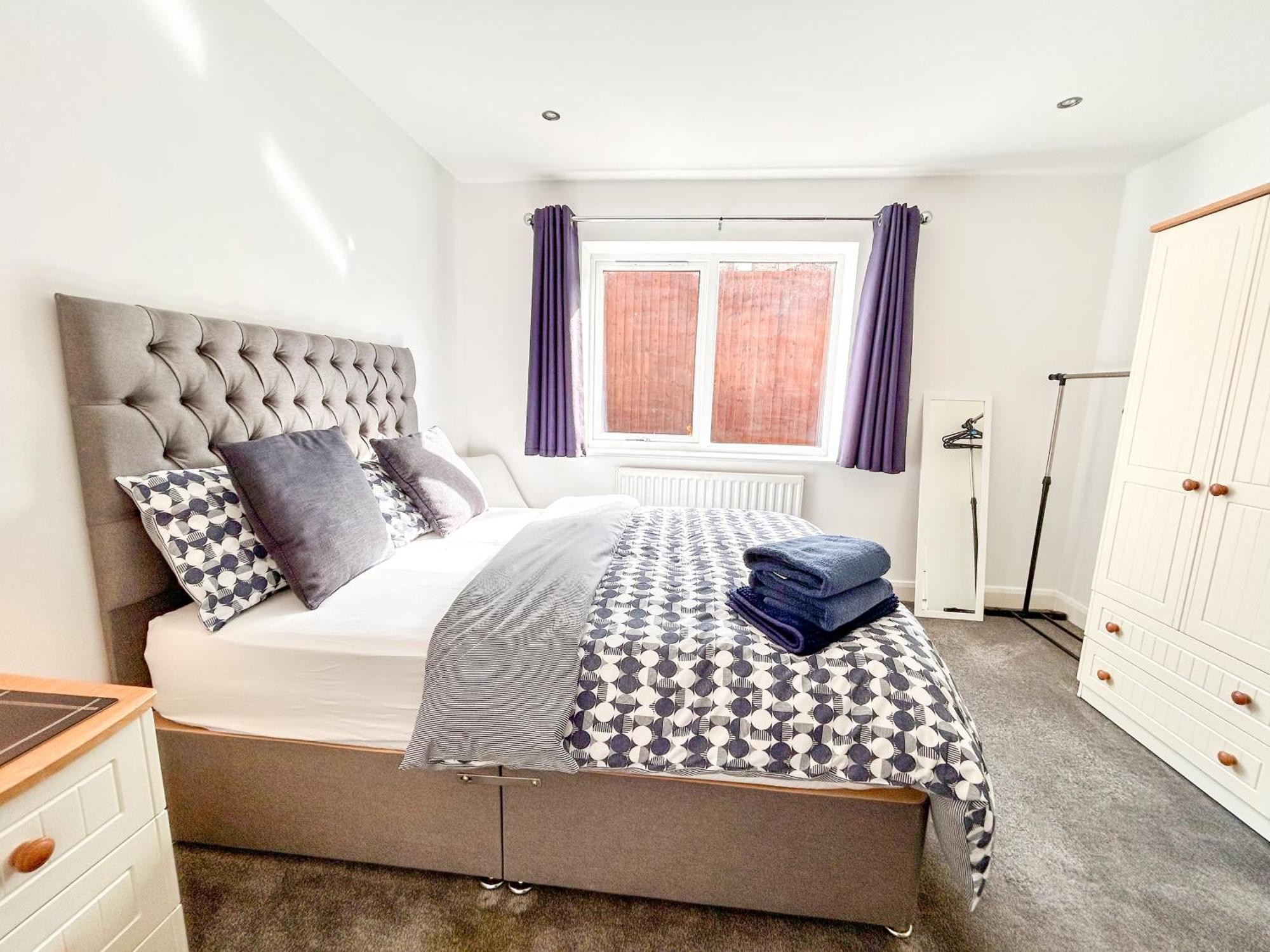 Apartment 6 Serviced At St Josephs Court, By Visit Cleethorpes
