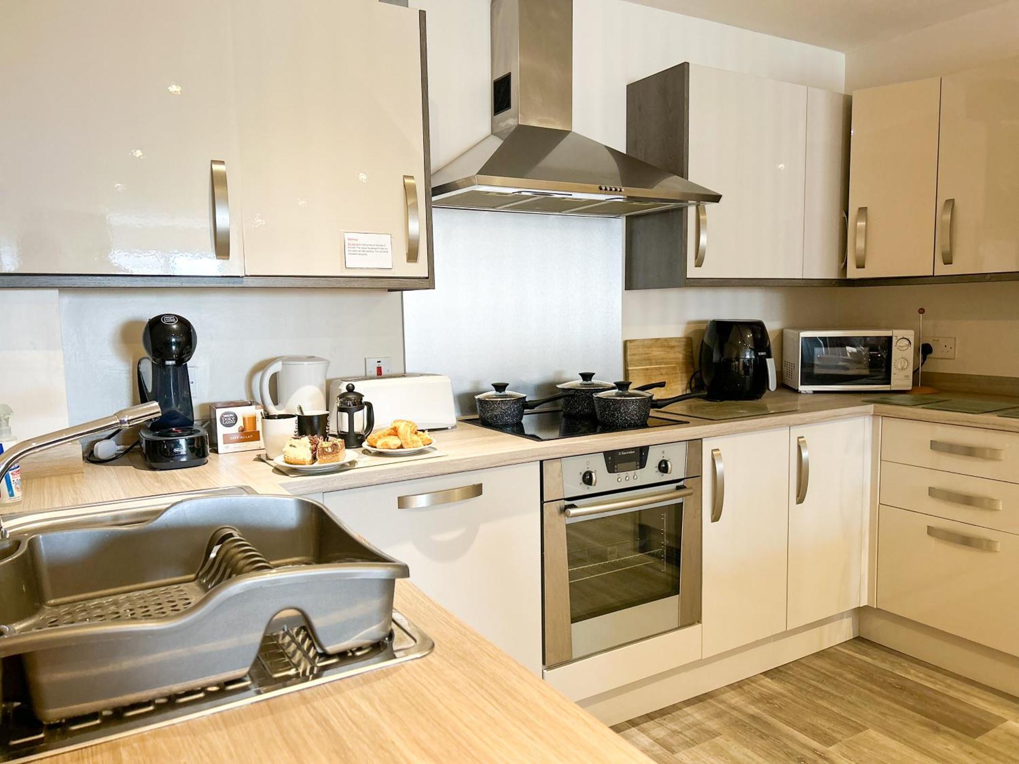 6 Serviced At St Josephs Court, By Visit Apartment Cleethorpes