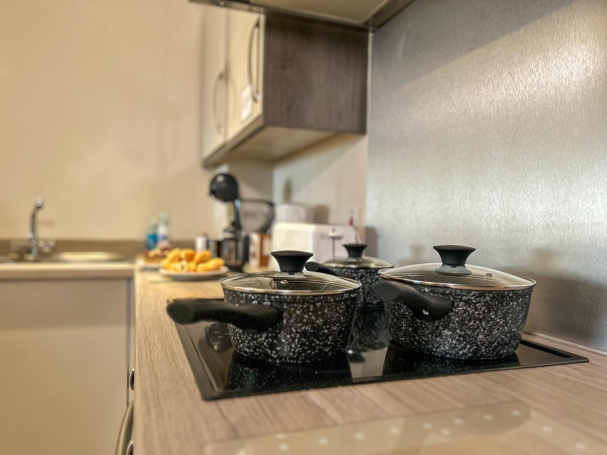 Apartment 6 Serviced At St Josephs Court, By Visit Cleethorpes